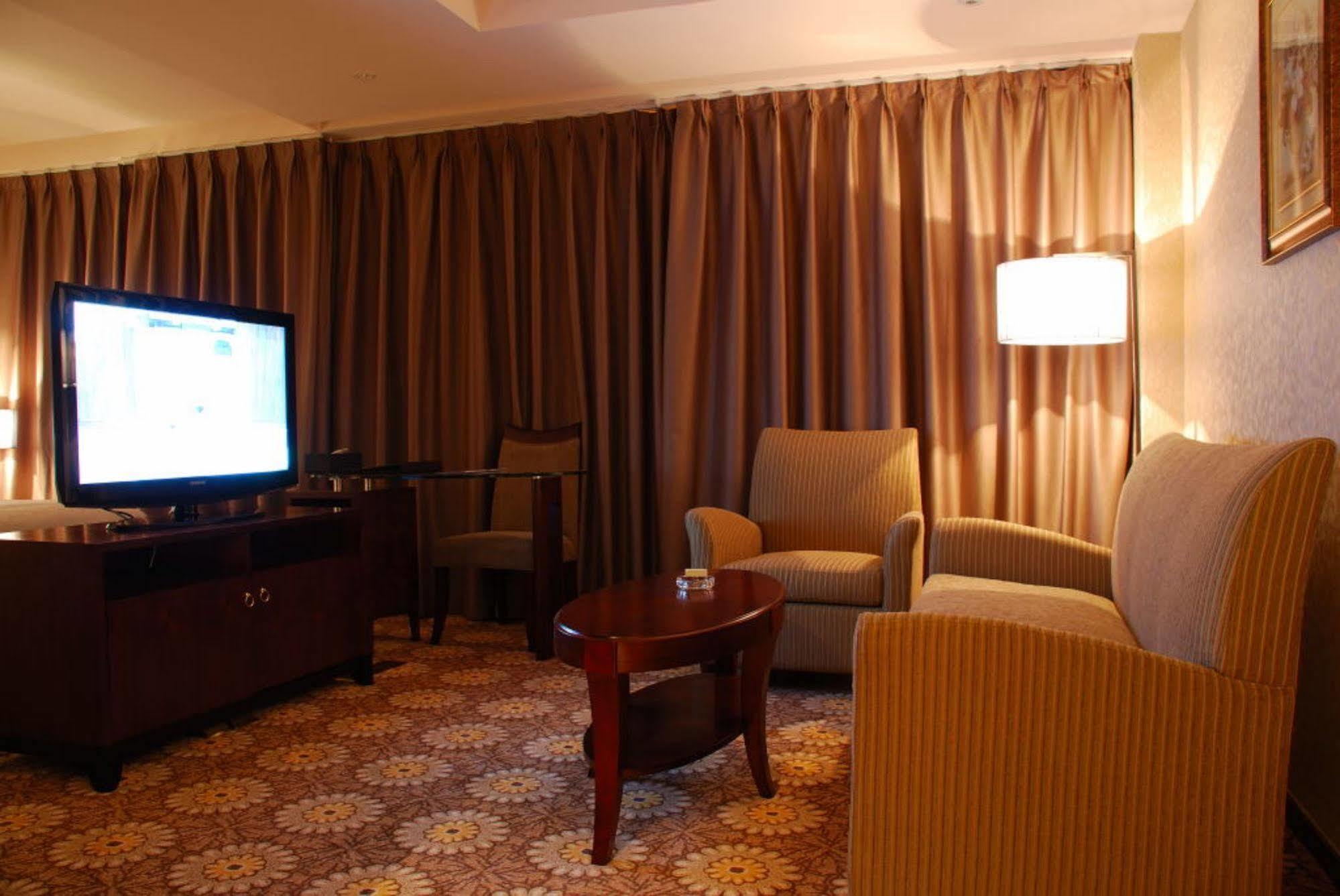 Guangzhou Good International Hotel Zewnętrze zdjęcie